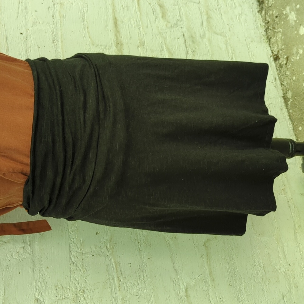 Toad and Co skirt, black, size small